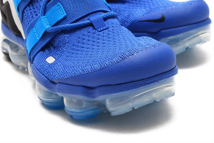 electric blue vapormax