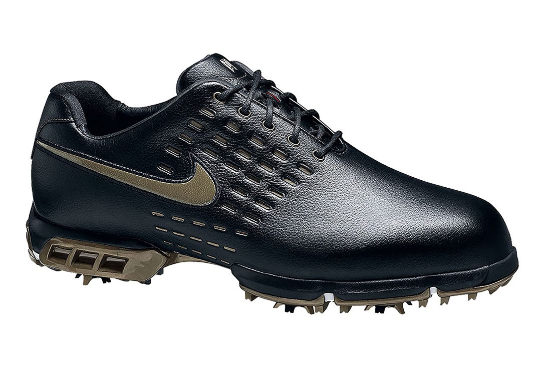 tiger woods nike sneakers