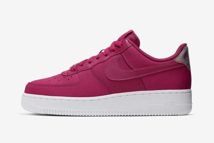 Nike Air Force 1 Cherry Lateral