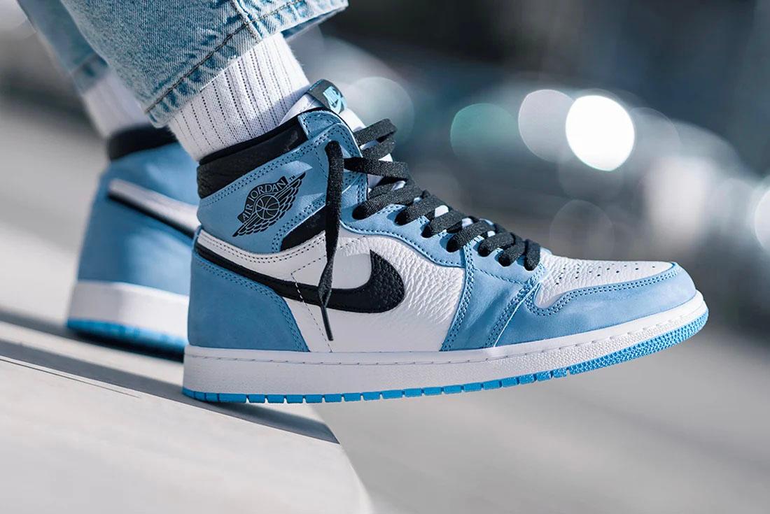 Air Jordan 1 University Blue