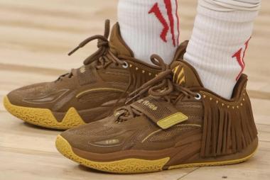 Straight Buckets: Kyrie Irving's ANTA KAI 1 ‘Chief Hélà’ Finally Arrives