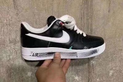Peaceminusone Nike Air Force 1 Black White In Hand