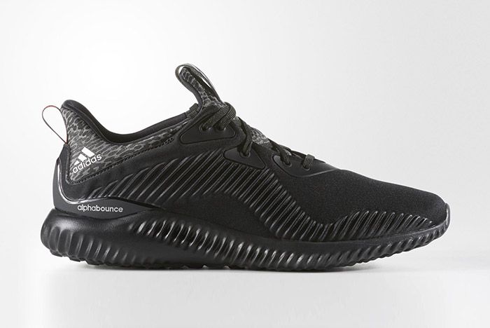 adidas alphabounce all black