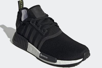 Adidas Nmd R1 Gore Tex Ee6433 Front Angle