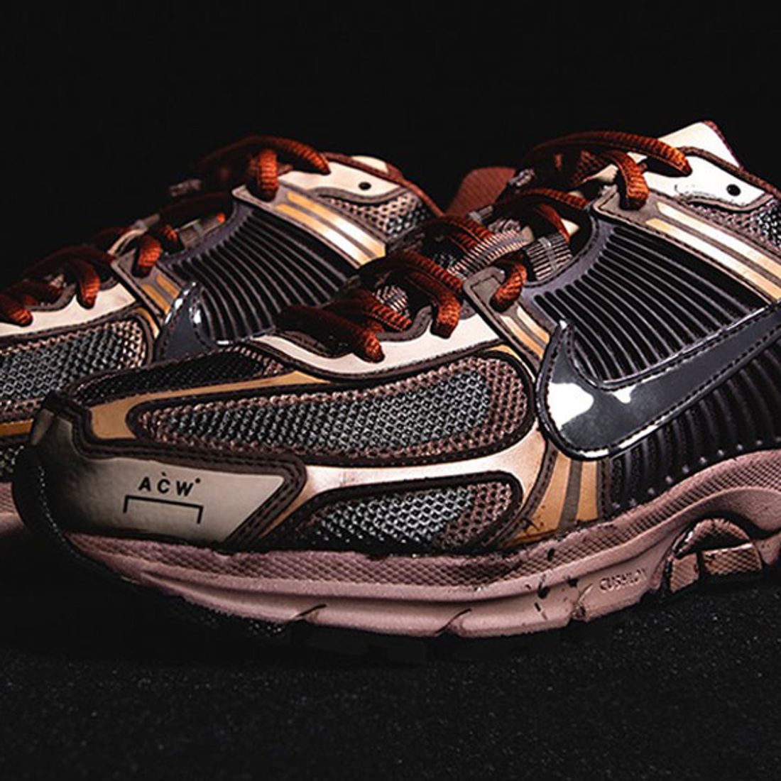 Closer Look: A-COLD-WALL* Nike +5 'Solarised' -