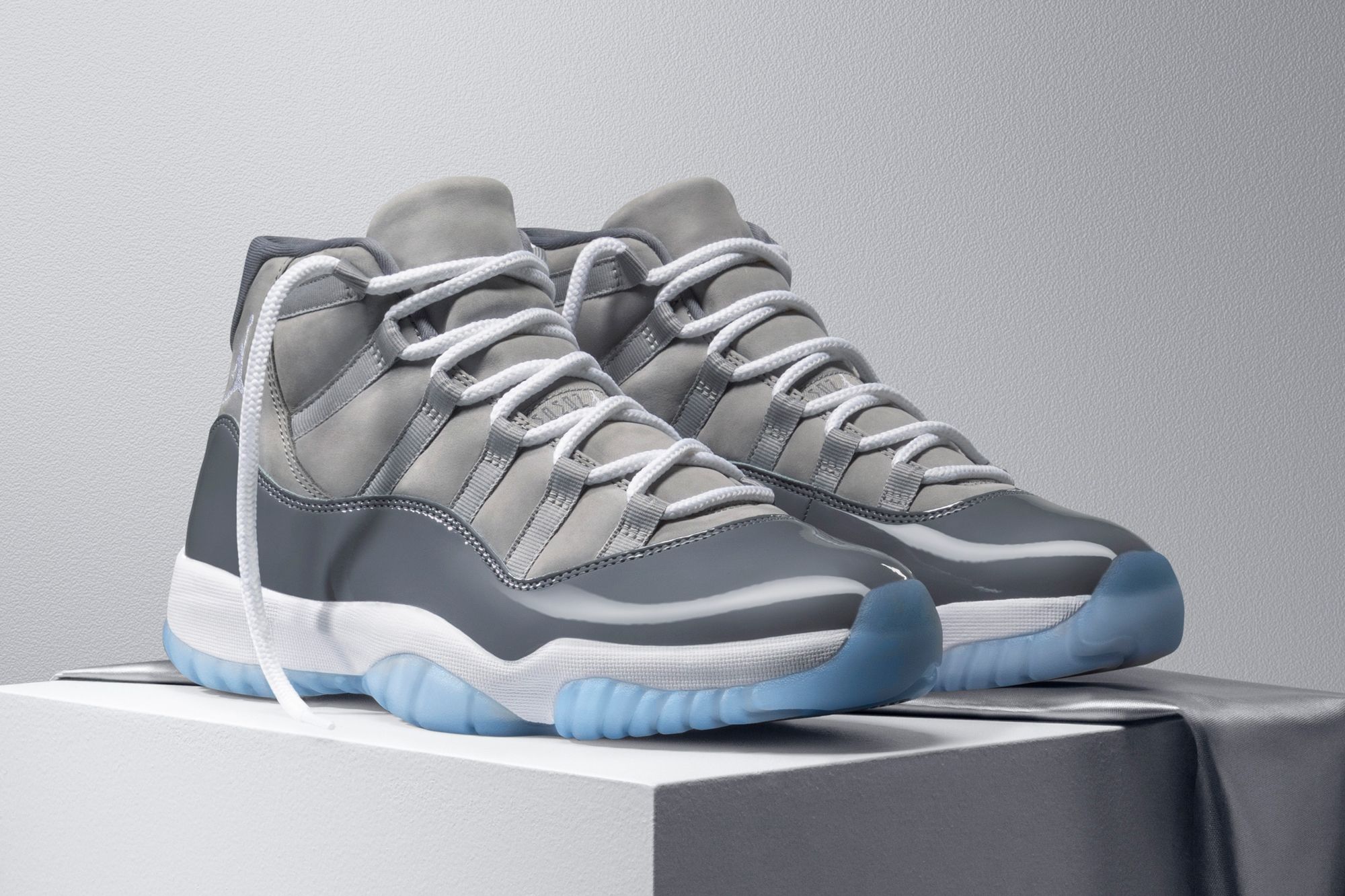 gray 11s jordans