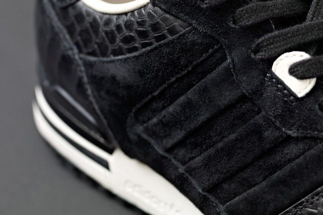 Adidas Consortium Zx700 Sns Stripes 1