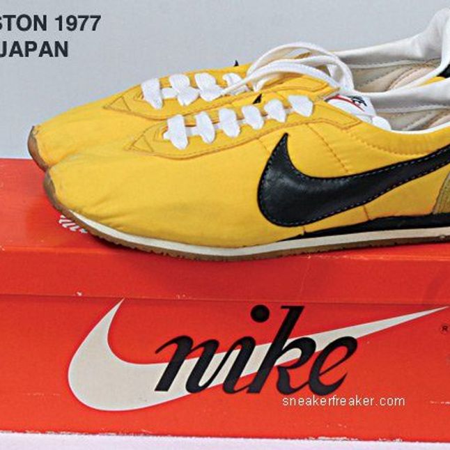 Кроссовки найк ретро. Nike Boston кроссовки 1974. Nike New Boston 1977. Найк ретро найк ретро. Nike 1971 Orange.