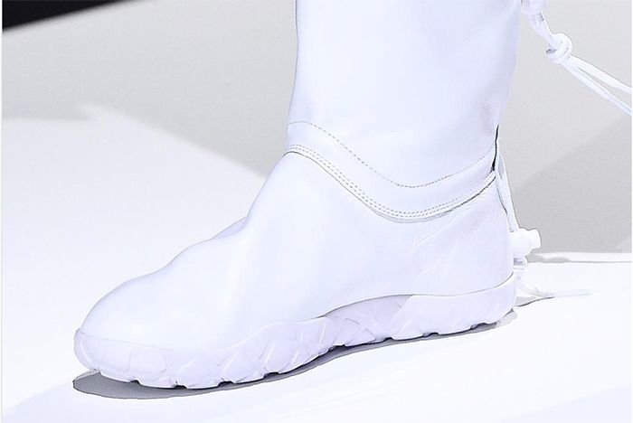 Comme Des Garçons X NikeLAB Air Moc