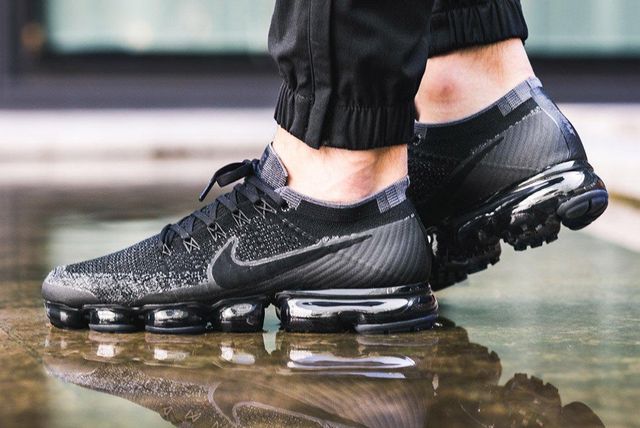 nike vapormax womens black anthracite