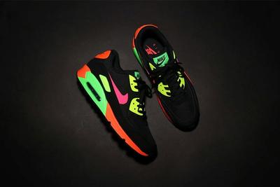 Nike Tokyo Neon Air Max 90