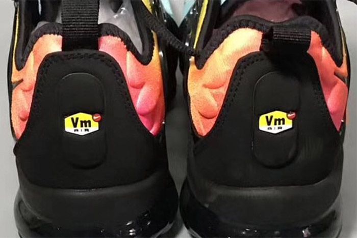air max vapormax plus sunset