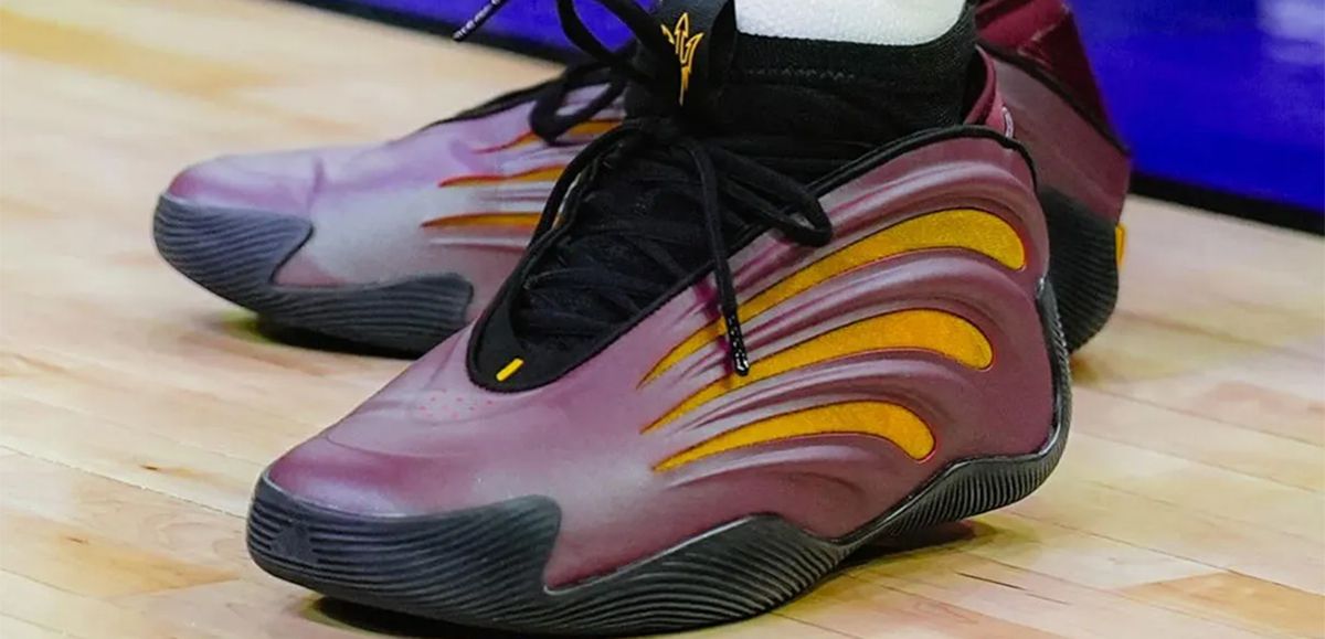 シューズ(男性用) ADIDAS HARDEN 9 James Harden Debuts His Outlandish Ninth Signature Sneaker From