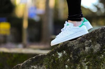 Adidas Stan Smith Cracked Leather 2