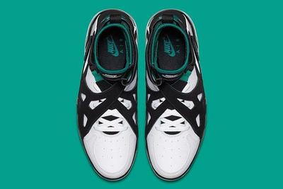 Nike Air Unlimited Retro White Black Emerald 7