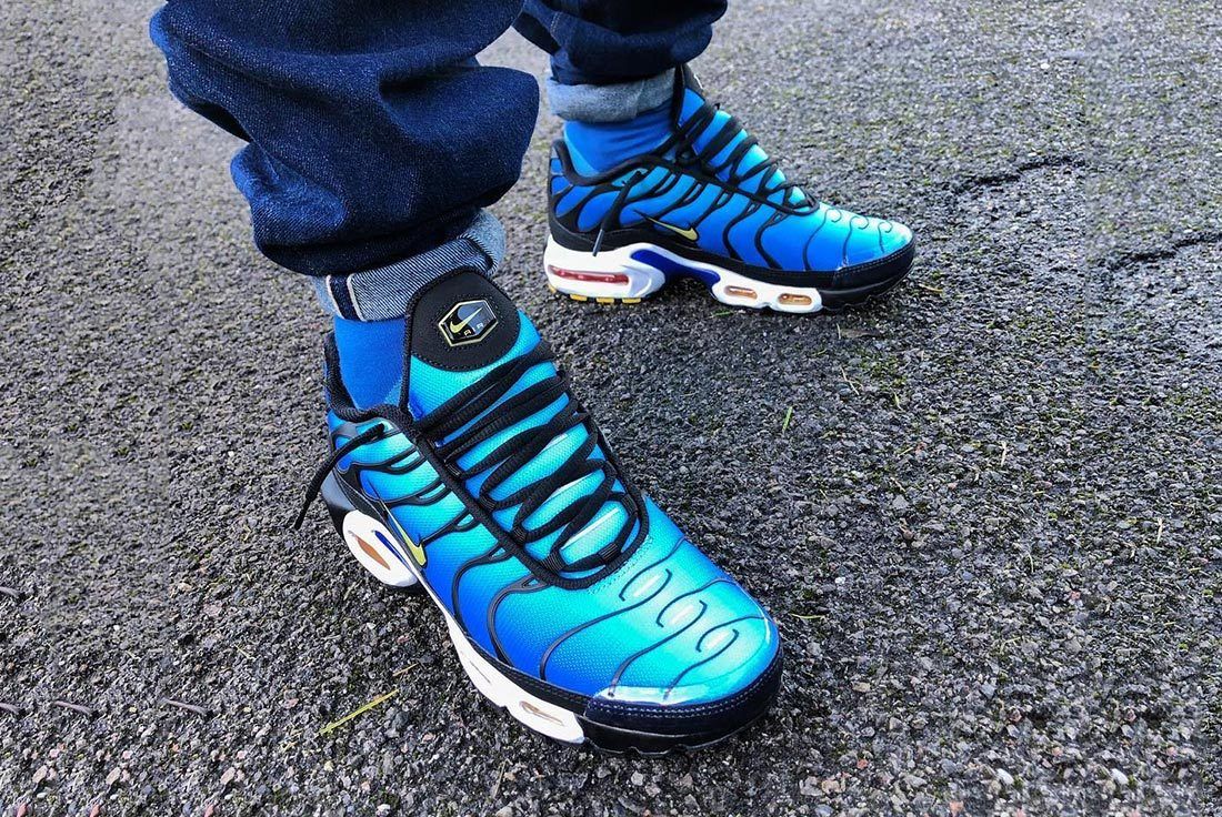Styling the Air Max Plus 'Hyper Blue 