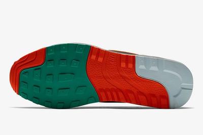 Nike Air Safari Supreme Tech Pack Ao3298 002 4 Sneaker Freaker