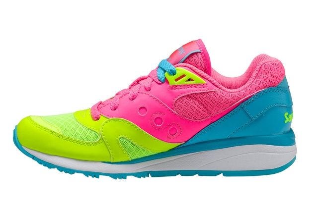 Saucony Master Control Girls Pink Blue Profile 1
