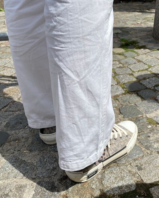 on-foot-at-paris-fashion-week-ss23