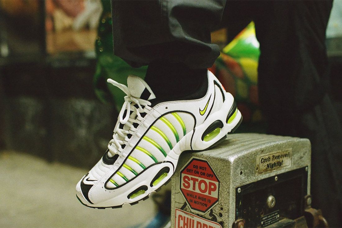 Hero Iv Nike Air Max Tailwind 4 Feature