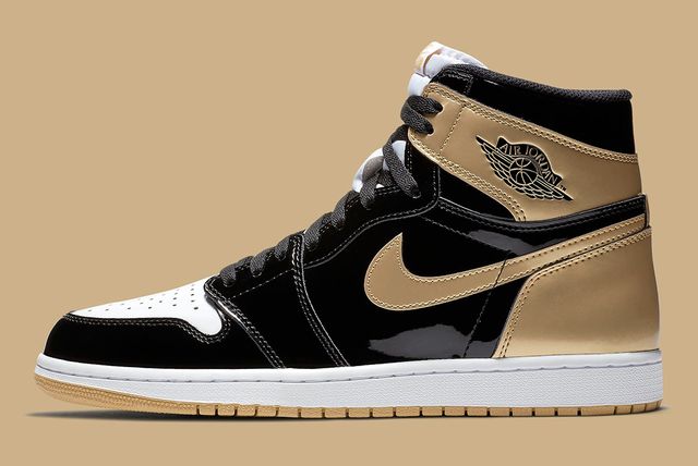 The Holiest of Grails: The Mythical 'Friends and Family' Jordan 1 from ...