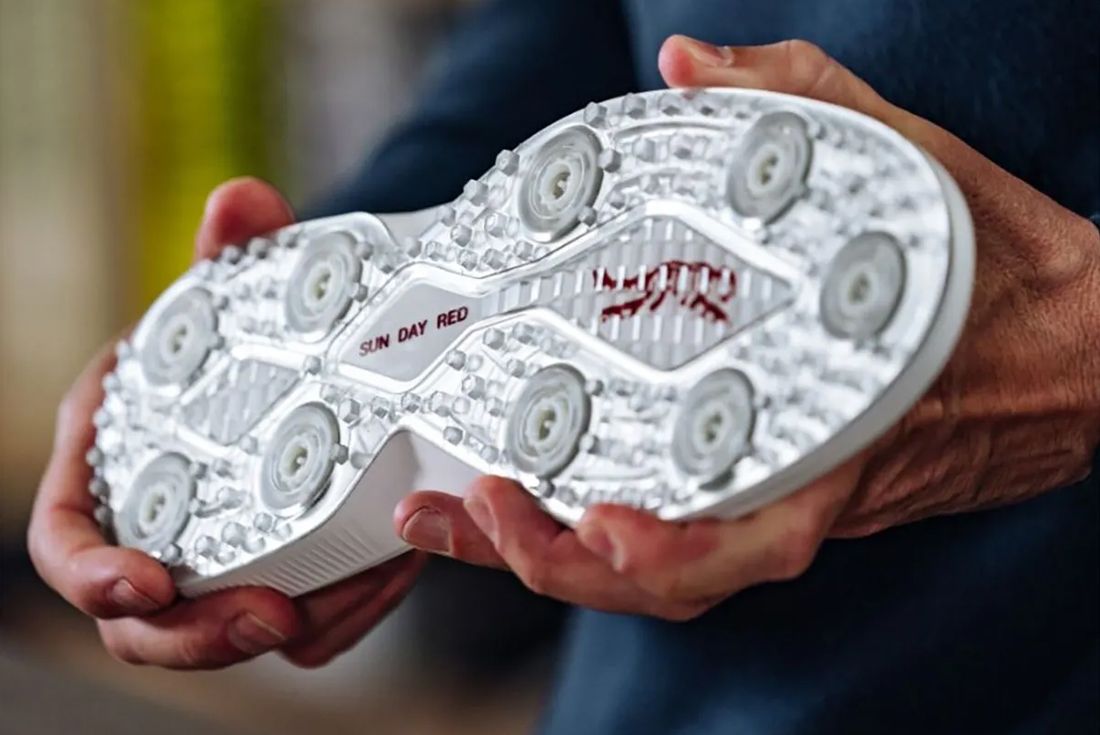 PIONEER - tiger Tiger Woods Launches First Post-Nike Golf Shoe - Releases