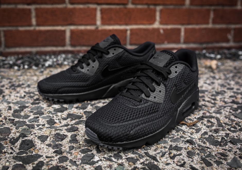 Nike Air Max 90 Ultra Br (Triple Black) - Sneaker Freaker عروض مفارش