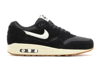Air Max 1 Essential Blk Sideview