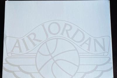 Air Jordan 2 Chicago
