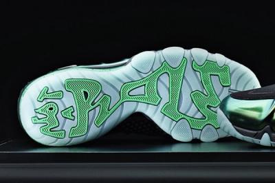 Nike Barkley Posite Max Metallic Green Sole 1 640X426