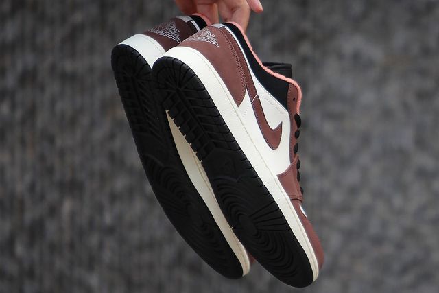 air jordan low chocolate