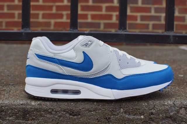Air Max Light Wht Blue Sideview