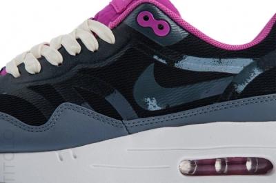 Nike Am1 Cmft Tape Clgrey Clubpink Midfoot Detail 1