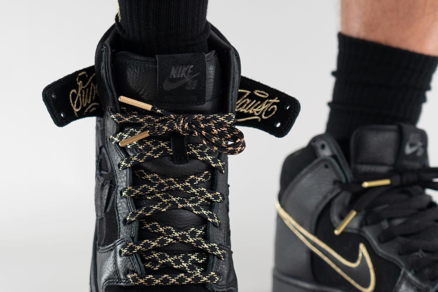 靴/バッグ Nike - x Faust 'SB Dunk High' Size 8.5 - Nike FAUST x Dunk SB High The Devil is in The Details