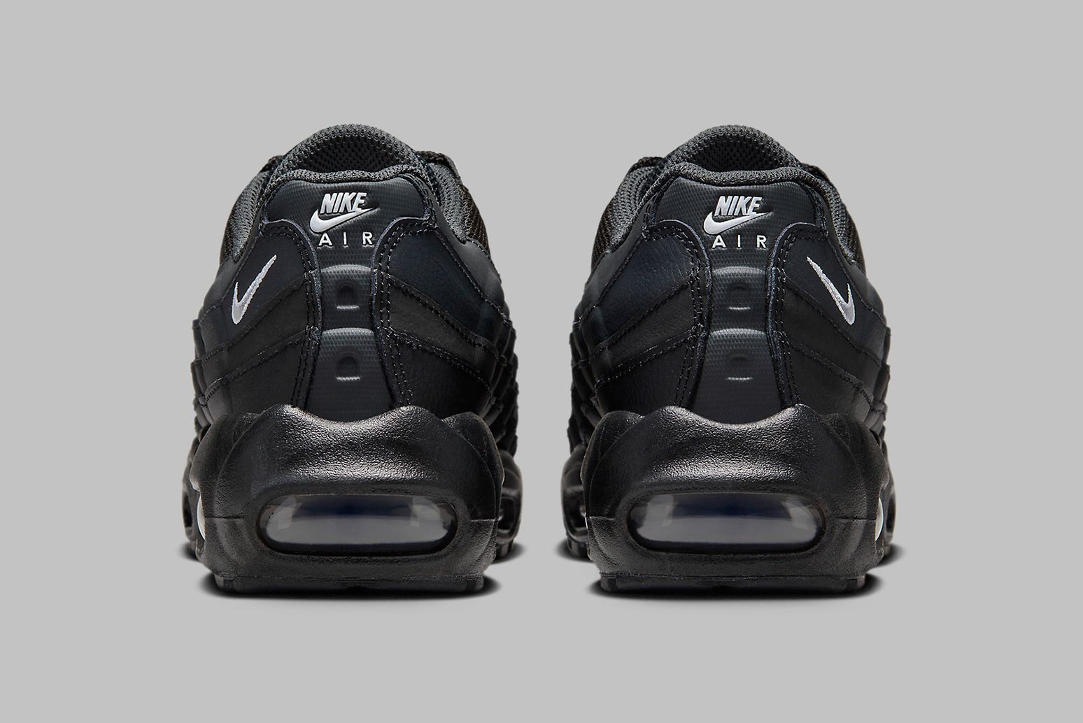 nike air max 95 gs triple black