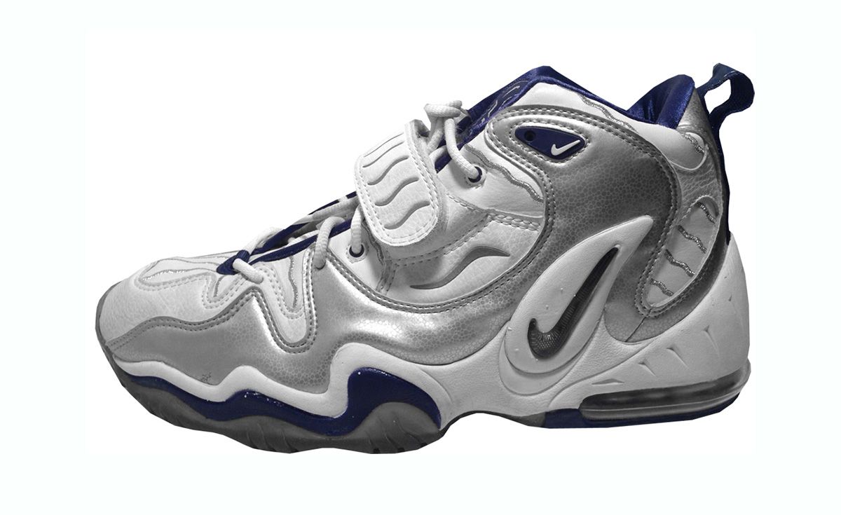 Deion sanders nike shoes best sale