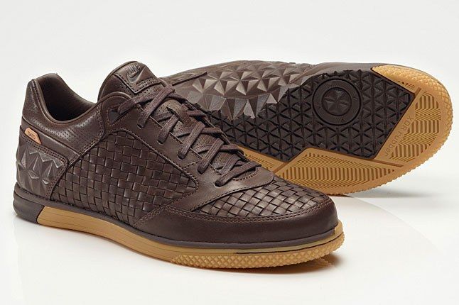 Nike Street Gato Woven 3 1