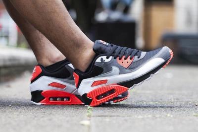 Nike Am90 Infrared Reverse 2