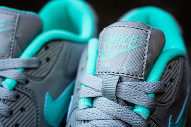 womens nike air max turquoise