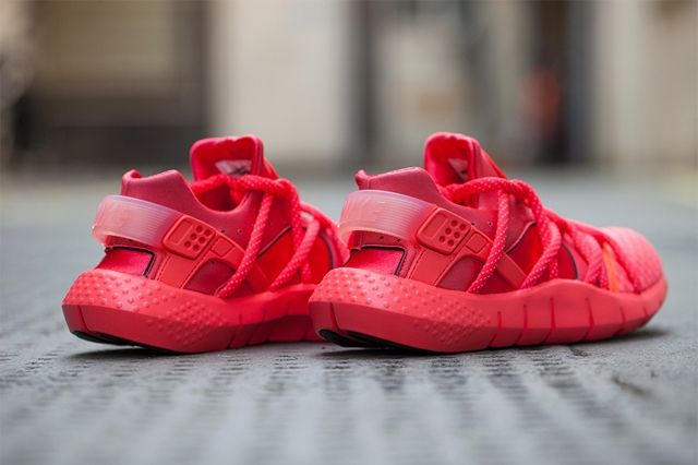 nike air huarache nm red