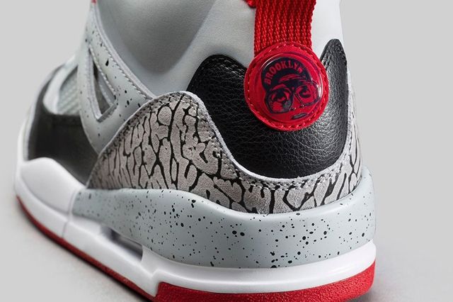 Air Jordan Spizike Wolf Grey Gym Red Releases