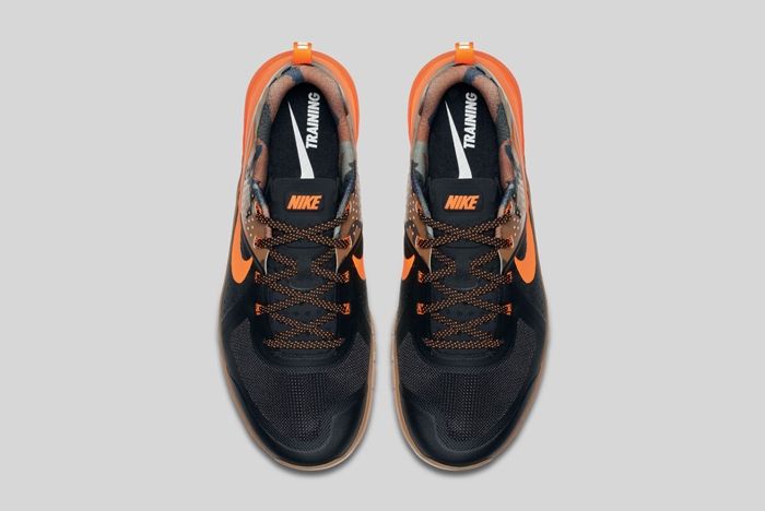 Nike Metcon 1 Black Total Orange Baroque Brown 1