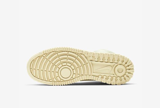 nike tan path winter trainers