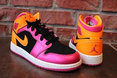Air Jordan 1 Gs Pink Orange Heel Profile 1