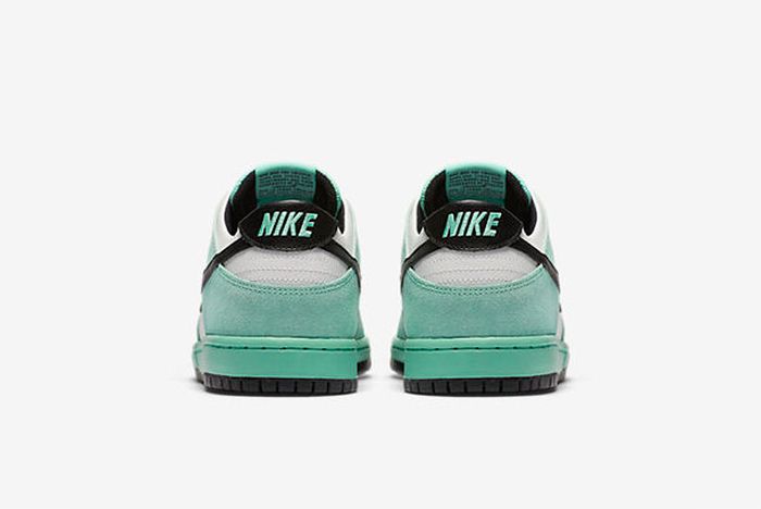 Nike SB Dunk Low (Sea Crystal) - Sneaker Freaker