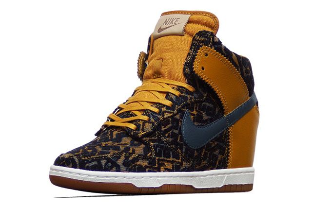 nike sky hi gold