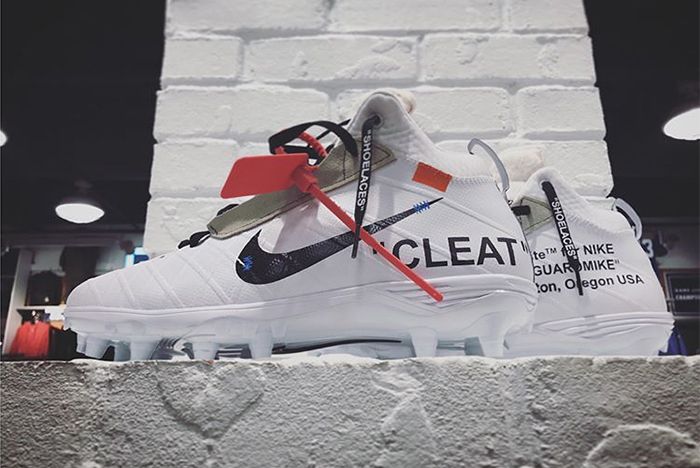 Mache Customs Off White X Nike Cleat–1