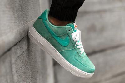 Nike Air Force 1 Low Light Retro Green Canvas 1