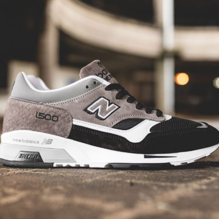 So-called Debtor wipe out New Balance 1500 Made In England (Grey And Black) - Sneaker Freaker