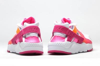 Nike Air Huarache Vivid Pink 1